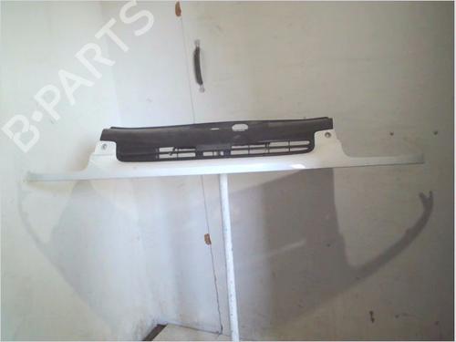 Used Grille Grille 36934955 36934955