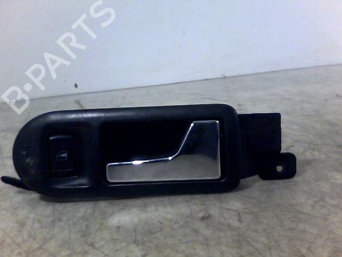 Used Front right interior door handle VW GOLF IV (1J1) 1.4 16V (75 hp) 32170890