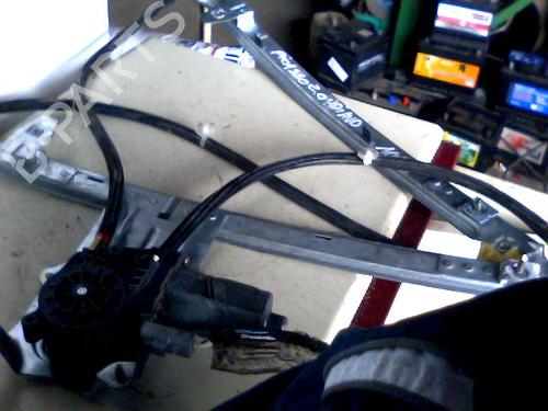 Used Front right window mechanism CITROËN XSARA PICASSO (N68) 2.0 HDi (90 hp) 26107874