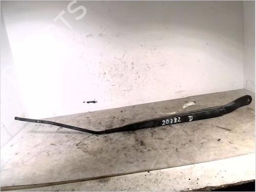 Used Front windshield wiper arm RENAULT MEGANE III Grandtour (KZ0/1) 1.5 dCi (KZ09, KZ0D, KZ1G, KZ29, KZ14, KZ1W, KZ10, KZ1F,... (110 hp) 26115859