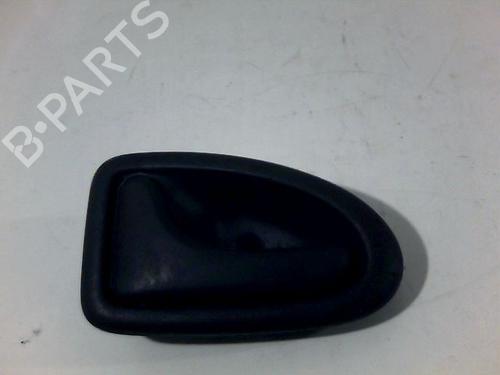 Venstre bak invendig håndtak RENAULT MEGANE I (BA0/1_) 1.9 dCi (BA05, BA1F) (102 hp) 26063963