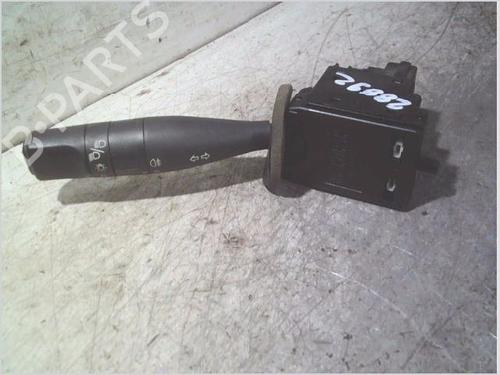 Forlygtekontakt PEUGEOT 206 Hatchback (2A/C) 1.4 i (75 hp) 30932305