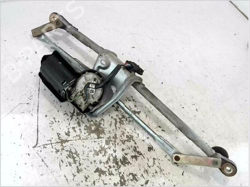 Used Front wiper motor RENAULT CLIO II (BB_, CB_) 1.4 (B/CB0C, B/CB0S) (75 hp) 26097645