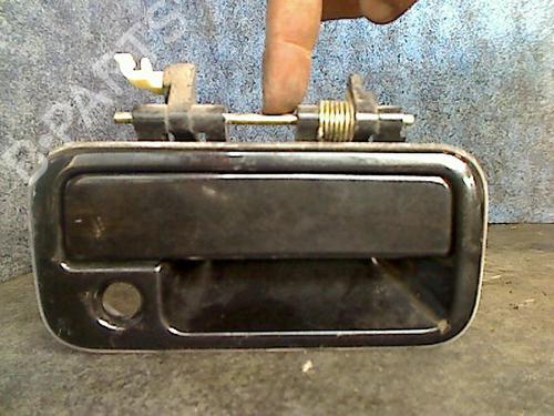 Used Front right exterior door handle OPEL FRONTERA B (U99) 2.2 DTI (6B_ZC, 6B_VF, 6B_66, 6B_76) (116 hp) 26078113