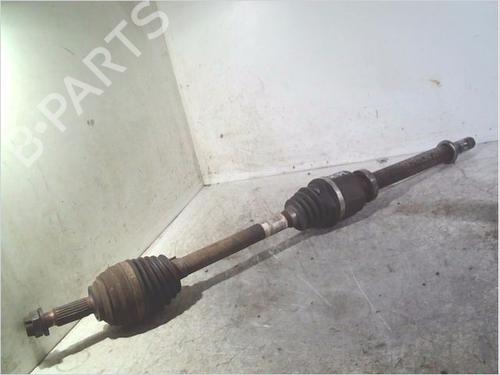 Used Right front driveshaft RENAULT CLIO III (BR0/1, CR0/1) 1.5 dCi (C/BR0G, C/BR1G) (68 hp) 28808073