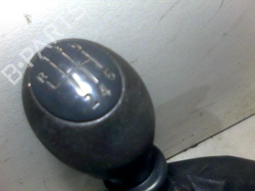 Used Shift knob NISSAN NV400 Van (X62, X62B) dCi 130 (130 hp) 26087592