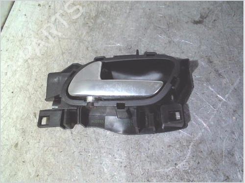 Used Front left interior door handle Front left interior door handle PEUGEOT 2008 I (CU_) 1.2 VTi (82 hp) 34515690 34515690