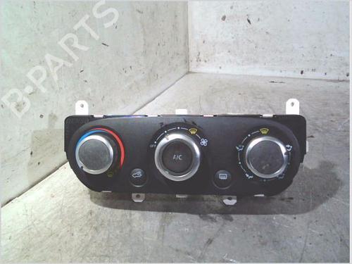 Used Climate control Climate control 38987064 38987064