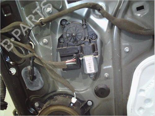 Used Front right window mechanism RENAULT GRAND SCÉNIC III (JZ0/1_) 1.5 dCi (JZ09, JZ0D, JZ10, JZ14, JZ1G, JZ29, JZ2C) (110 hp) 28324912