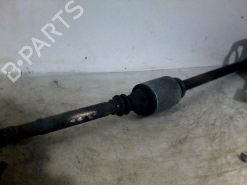 Drivaksel foran Høyre RENAULT MASTER II Bus (JD) 2.5 dCi 120 (JD0M, JD1M, JD1W) (115 hp) 33002743