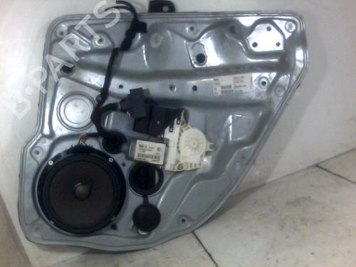 Rudehejsemekanisme Højre bagtil VW GOLF IV (1J1) 1.4 16V (75 hp) 28535301