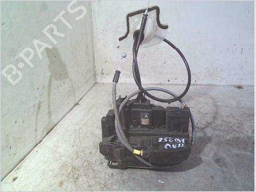 Used Front right lock NISSAN QASHQAI I (J10, NJ10) 2.0 dCi (150 hp) 30540273