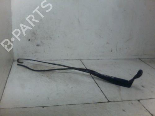 Used Front windshield wiper arm MERCEDES-BENZ VITO Van (W638) 108 CDI 2.2 (638.094) (82 hp) 29472586