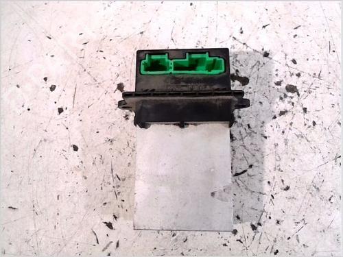 Used Heater resistor RENAULT MEGANE II (BM0/1_, CM0/1_) 2.0 dCi (BM1K, CM1K) (150 hp) 26111009