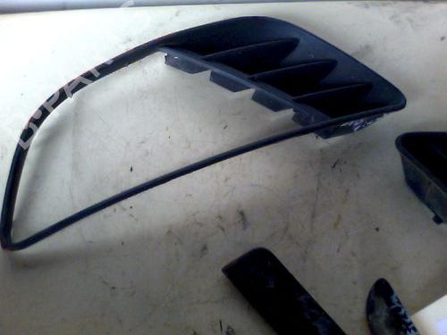 Calandre FORD FIESTA V (JH_, JD_) 1.4 16V (80 hp) 29890585