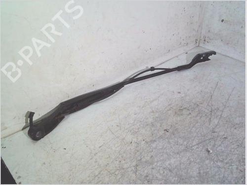 Used Front windshield wiper arm PEUGEOT 3008 II SUV (MC_, MR_, MJ_, M4_) 2.0 BlueHDi 180 (177 hp) 26118155
