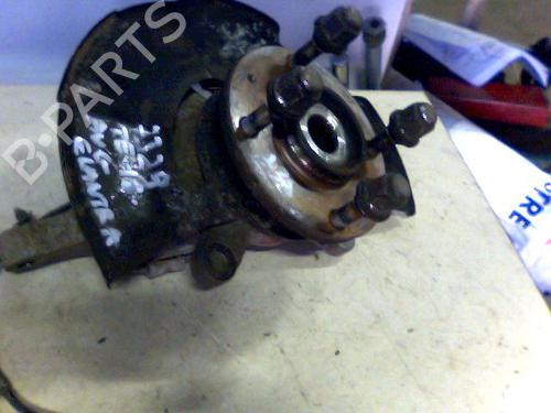 Used Right front steering knuckle HYUNDAI ELANTRA III Saloon (XD) 2.0 CRDi (113 hp) 26059264