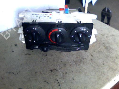 Used Climate control MERCEDES-BENZ A-CLASS (W168) A 140 (168.031, 168.131) (82 hp) 26086233