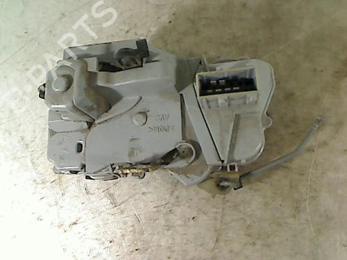Front left lock PEUGEOT 306 Hatchback (7A, 7C, N3, N5) 1.4 | BP26068703C98 