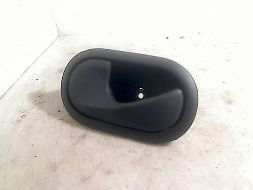Used Rear left interior door handle RENAULT CLIO III (BR0/1, CR0/1) 1.2 16V (BR02, BR0J, BR11, CR02, CR0J, CR11) (75 hp) 26080654