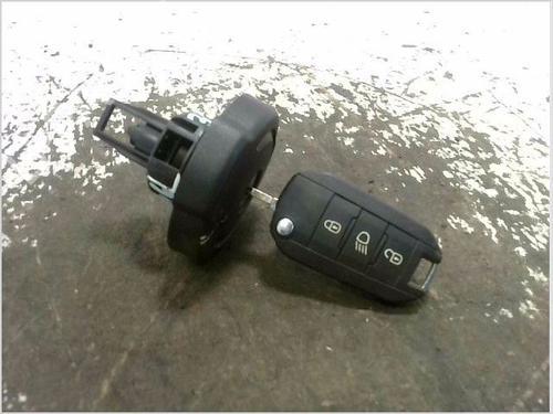 Used Fuel cap Fuel cap 38831338 38831338
