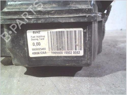 Used AdBlue tank PEUGEOT 308 II (LB_, LP_, LW_, LH_, L3_) 1.6 HDi 100 (99 hp) 31761710