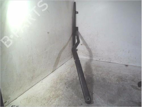Used Front windshield wiper arm PEUGEOT 607 (9D, 9U) 2.7 HDi 24V (204 hp) 29750487