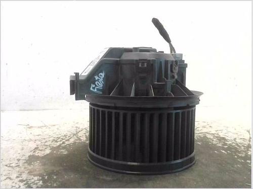 Used Heater blower motor Heater blower motor FORD FIESTA VI (CB1, CCN) 1.5 TDCi (95 hp) 39963999 39963999