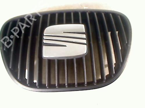 Grill SEAT IBIZA III (6L1) 1.9 SDI (64 hp) 26104020