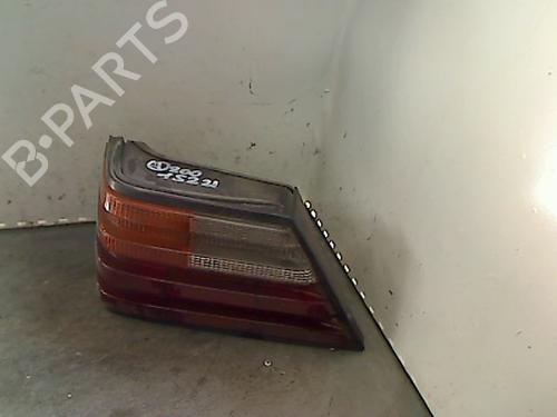 Venstre baglygte MERCEDES-BENZ 124 Saloon (W124) 200 D (124.120) (75 hp) 26086634