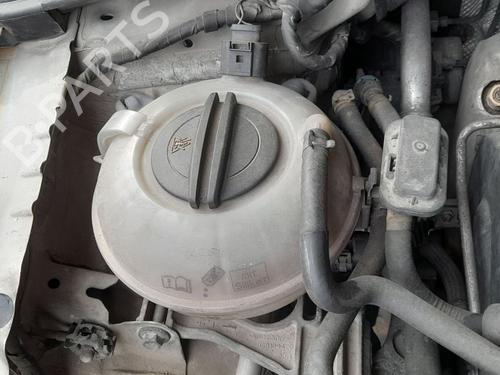 Used Expansion tank Expansion tank 33289812 33289812