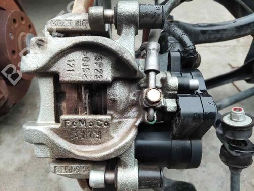 Venstre bremsekaliber bag FORD KUGA II (DM2) 2.0 TDCi (120 hp) 31584612