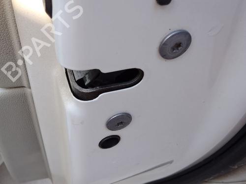 Højre bagtil lås Højre bagtil lås PEUGEOT 308 I (4A_, 4C_) 2.0 HDi (140 hp) 37401756 37401756