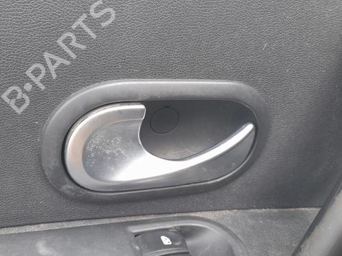 front-left-interior-door-handle-renault-clio-iii-br01-cr01-2005-2006-2007-2008-2009-2010-2011-2012-2013-2014-33026035 main image