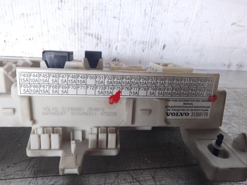 Fuse box VOLVO C30 (533) 1.6 D | BP36497166E1 - Image 3