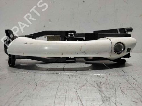 Used Front left exterior door handle MERCEDES-BENZ C-CLASS T-Model (S203) C 180 Kompressor (203.246) (143 hp) 28457284
