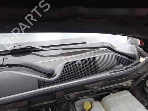 Used Front windshield wiper arm OPEL INSIGNIA A (G09) [2008-2017]  28462396
