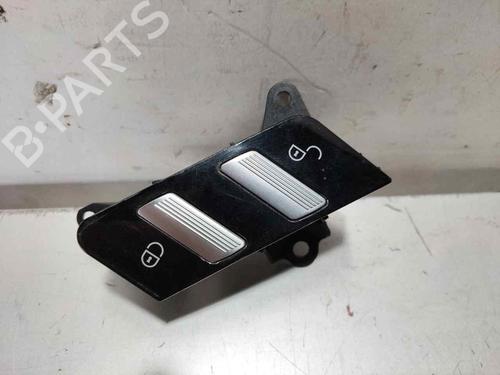 switch-mercedes-benz-s-class-w221-v221-2005-2006-2007-2008-2009-2010-2011-2012-2013-32323091 main image