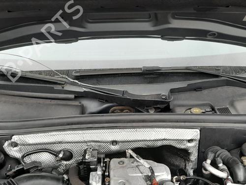 Used Front wiper motor Front wiper motor AUDI A5 (8T3) 2.0 TDI (170 hp) 32699879 32699879