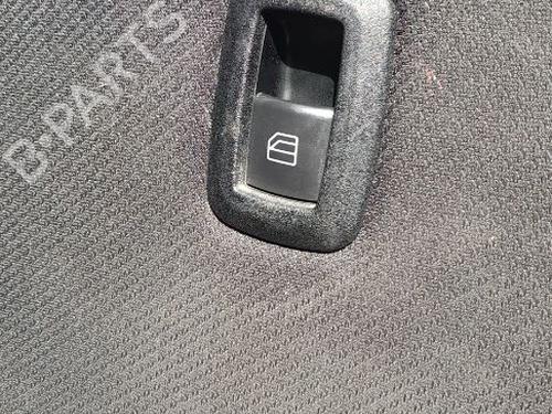 Raamschakelaar rechts achter MERCEDES-BENZ B-CLASS Sports Tourer (W245) [2005-2011]  32368522