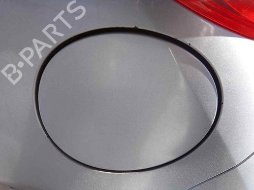 Używane Klapa wlewu paliwa MAZDA 2 (DE_, DH_) 1.4 MZR-CD (68 hp) 28465230