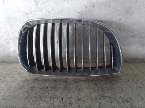 Used Grille BMW 1 (E87) 118 d (122 hp) 26474028