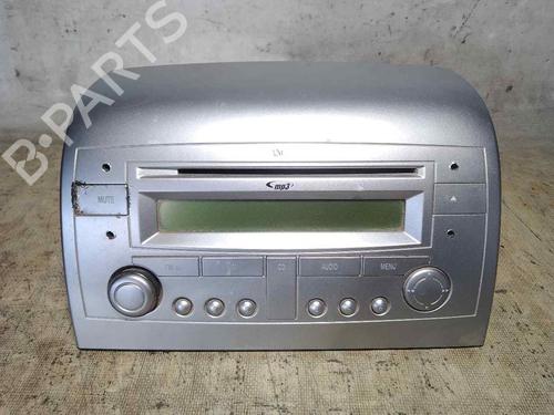 Used Radio LANCIA YPSILON (843_) 1.2 (843.AXA1A) (60 hp) 26482781