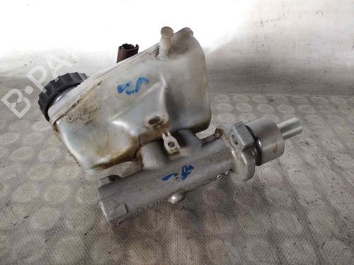 Brake master cylinder PEUGEOT 406 (8B) 2.0 HDI 110 | BP26469290M77 