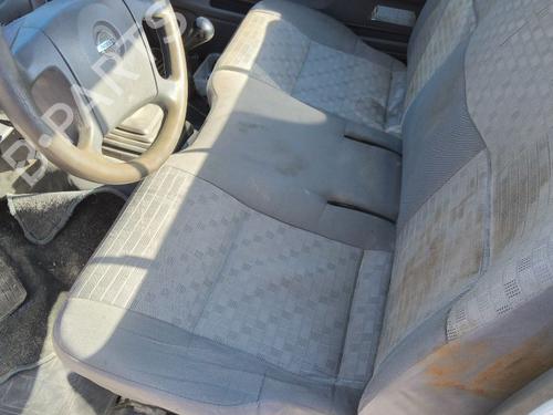 Used Right front seat NISSAN PICK UP (D22) [1997-2026]  32371584