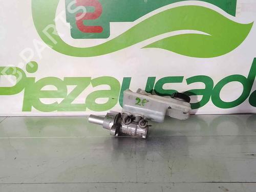 Used Brake master cylinder RENAULT KANGOO / GRAND KANGOO II (KW0/1_) 1.5 dCi 85 (KW0K, KW0L, KW0B) (86 hp) 31268813
