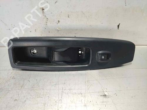 right-front-window-switch-fiat-doblo-cargo-263_-2010-29207361 main image