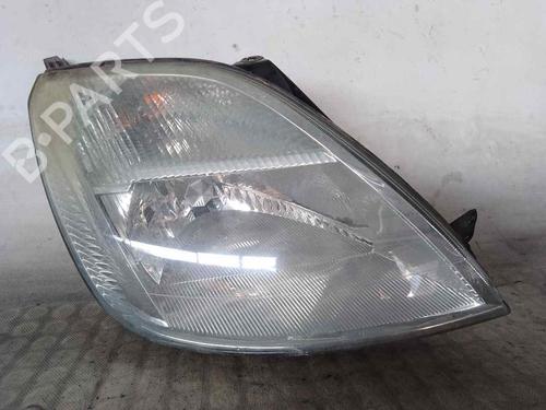 Used Right headlight FORD FIESTA V (JH_, JD_) 1.4 TDCi (68 hp) 26473638