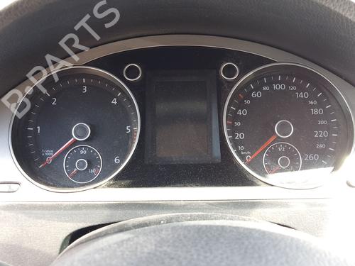 Used Instrument cluster Instrument cluster 36780894 36780894