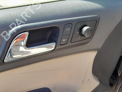 Used Front left interior door handle Front left interior door handle VW POLO IV (9N_, 9A_) [2001-2014] 33214056 33214056